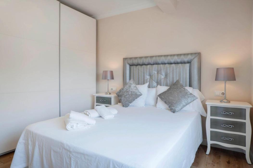 Apartamento con vistas a la catedral a 15 minutos del centro Málaga Exterior foto